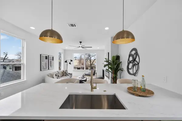 2414 Anderson Street, Dallas, TX 75215