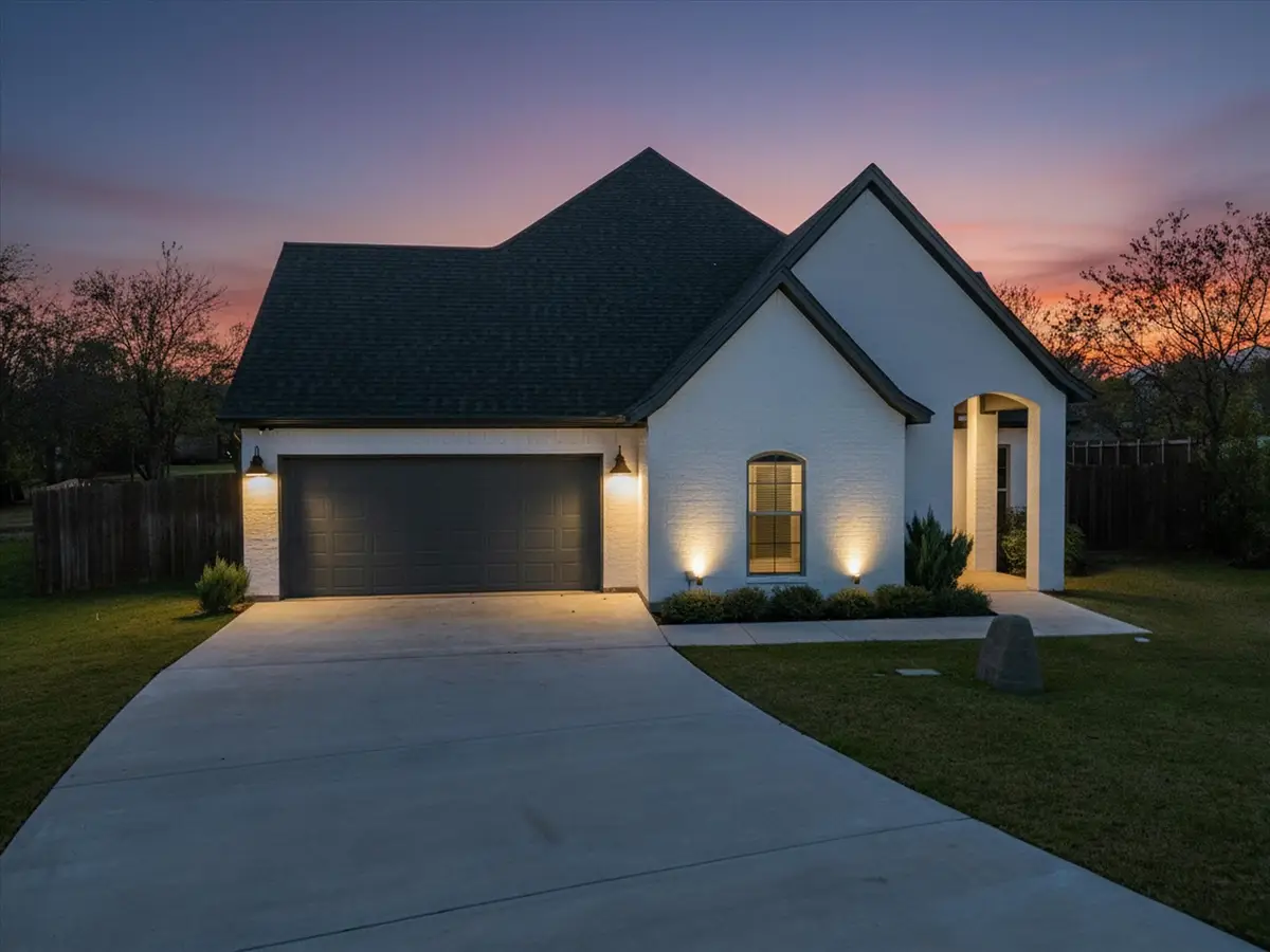 8236 Loar Court, Fort Worth, TX 76126 - #1