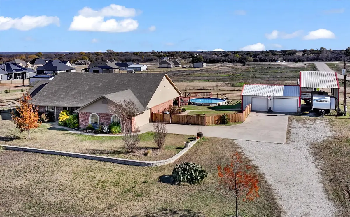 737 County Road 4699, Boyd, TX 76023 - #1