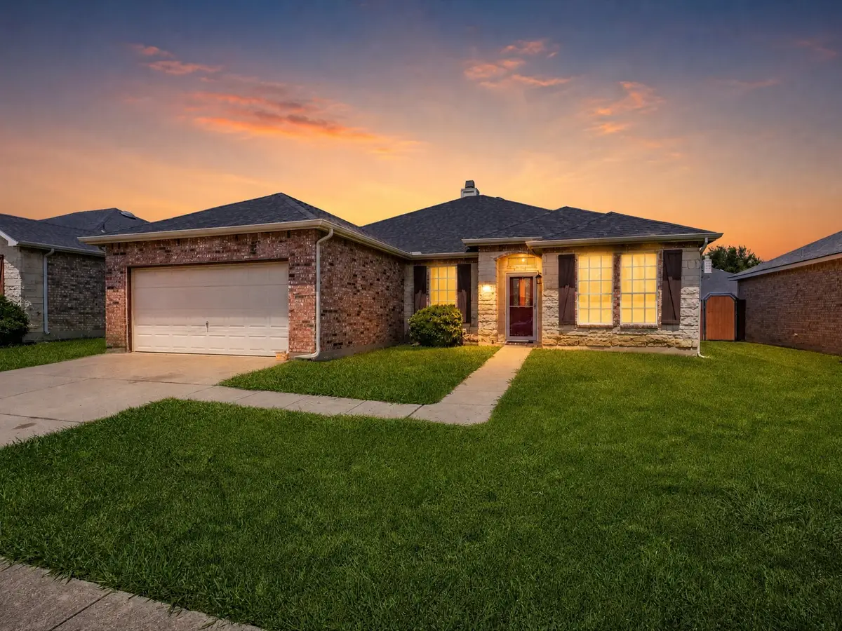 8221 Atherton Street, Arlington, TX 76002 - #1