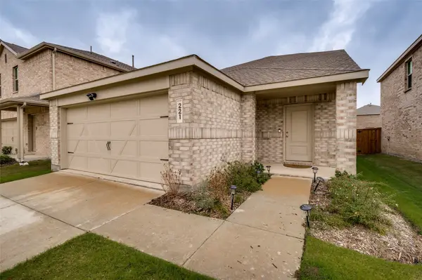 221 Ashbrook Street, Little Elm, TX 75068