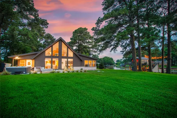132 Goodknight Ranch Road, Trinidad, TX 75163