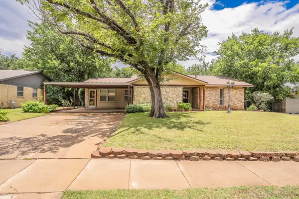 804 N Ector Drive, Euless, TX 76039