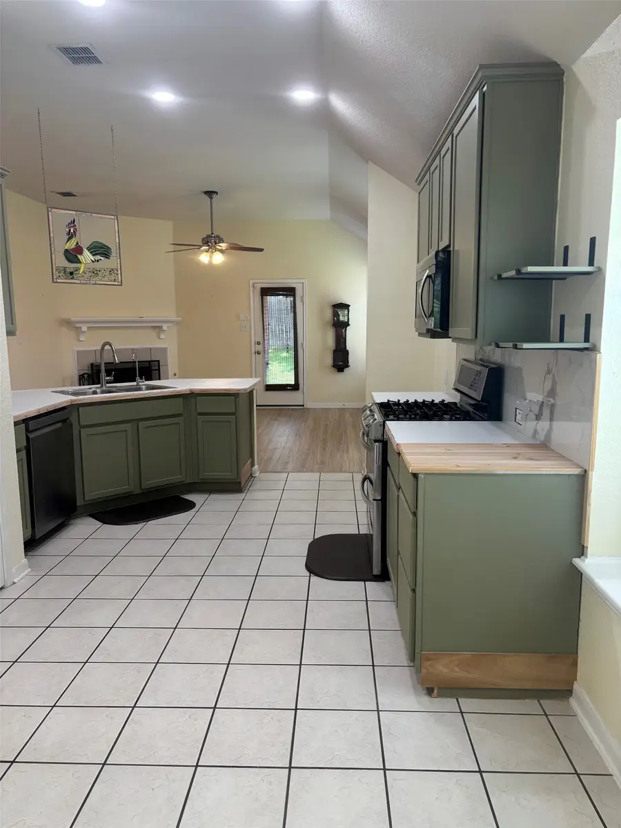 13740 Village Vista Drive, Fort Worth, TX 76052 - #2