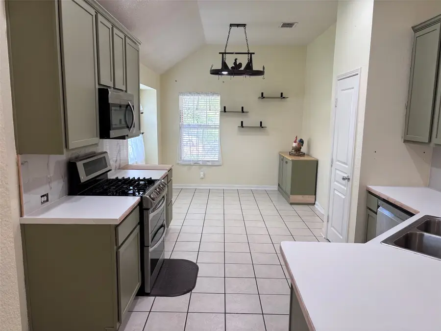 13740 Village Vista Drive, Fort Worth, TX 76052 - #3