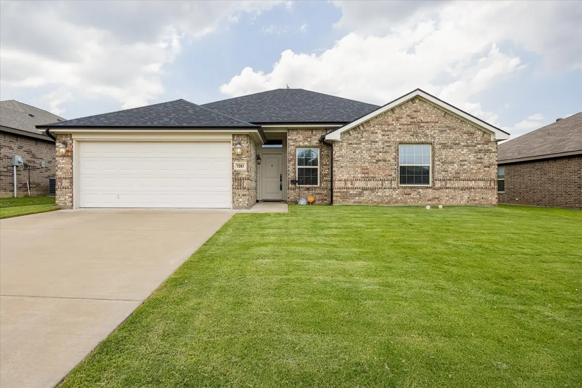 7203 Mistletoe Trail, Granbury, TX 76048 - #1