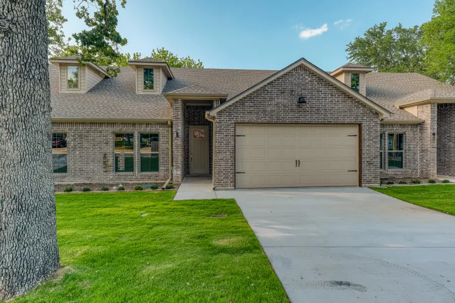 506,508,510 W West Oak Street, Weatherford, TX 76086 - #2