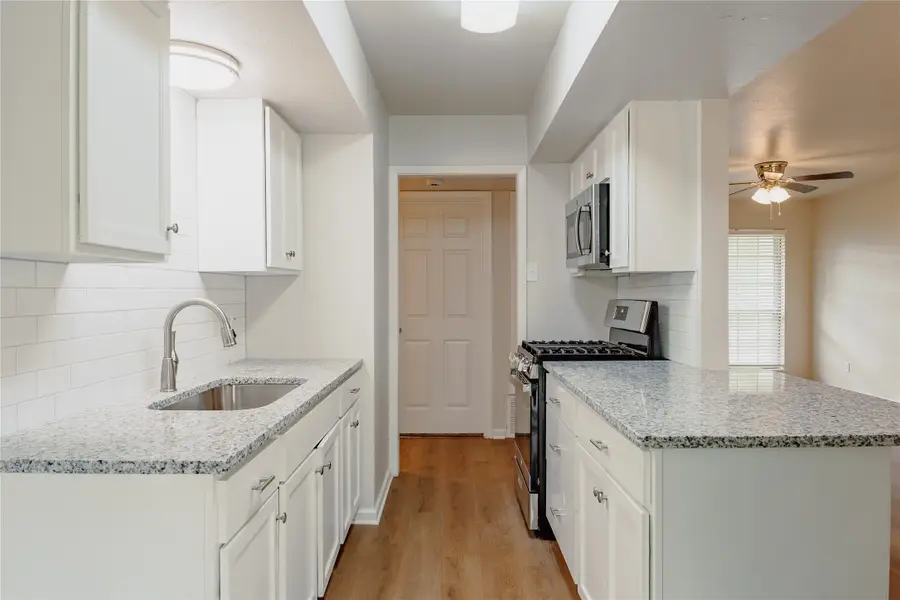 4325 Gram Lane, Bellmead, TX 76705 - #3
