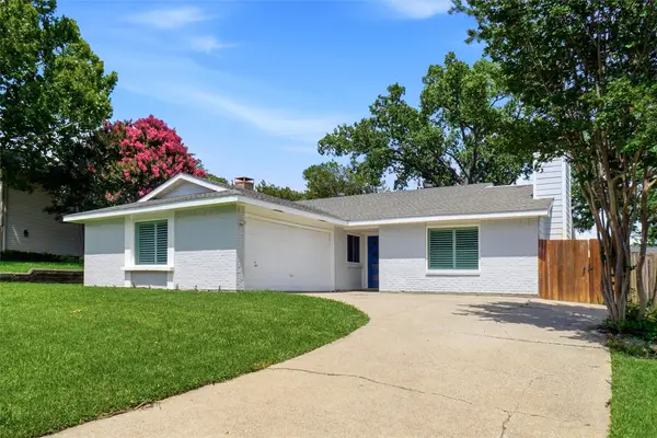 3104 Story Lane, Bedford, TX 76021