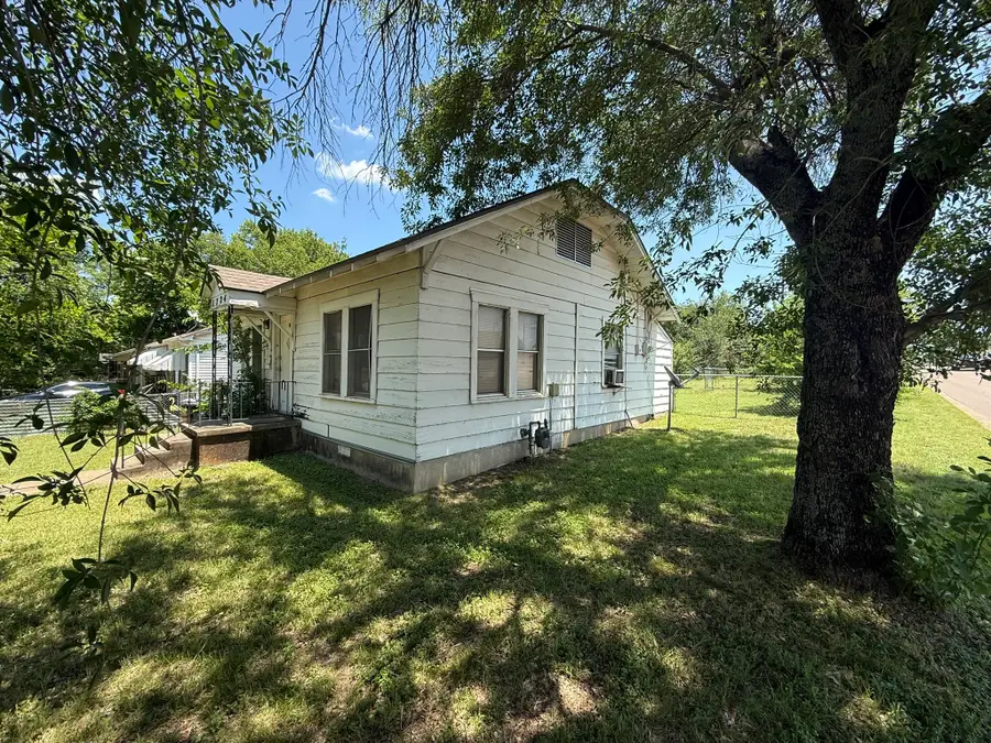 1724 Mcferrin Avenue, Waco, TX 76708 - #2