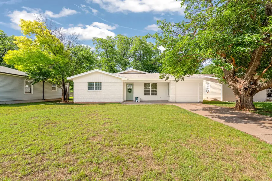 3561 N 9th Street, Abilene, TX 79603 - #3
