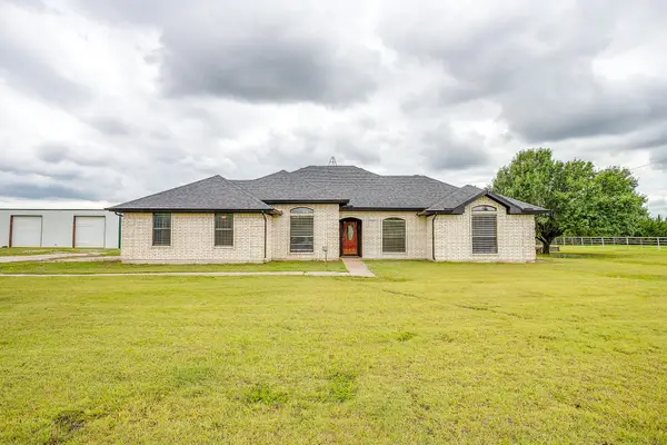 1050 Hampel Road, Palmer, TX 75152