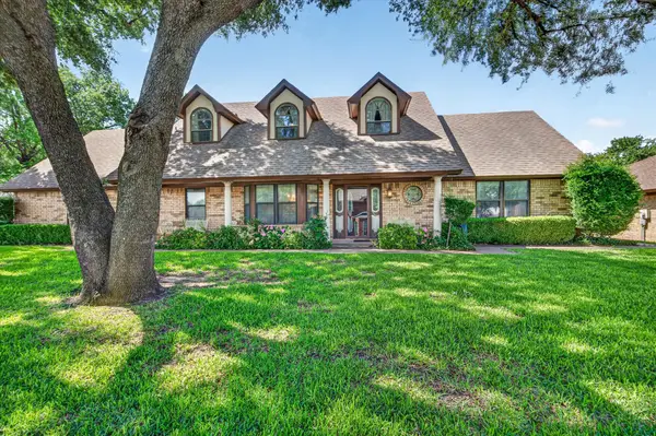 3412 Jones Court, Bedford, TX 76021
