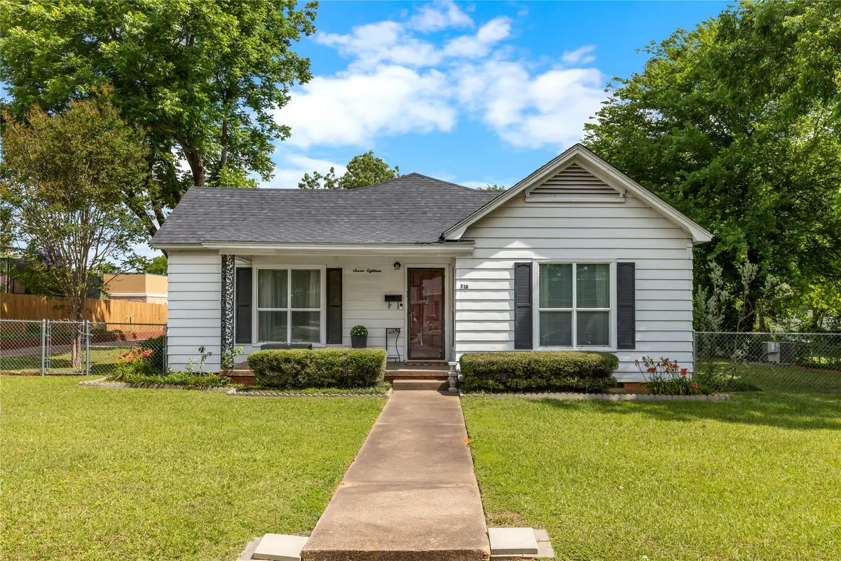 718 Howard Street, Jacksonville, TX 75766 - #1