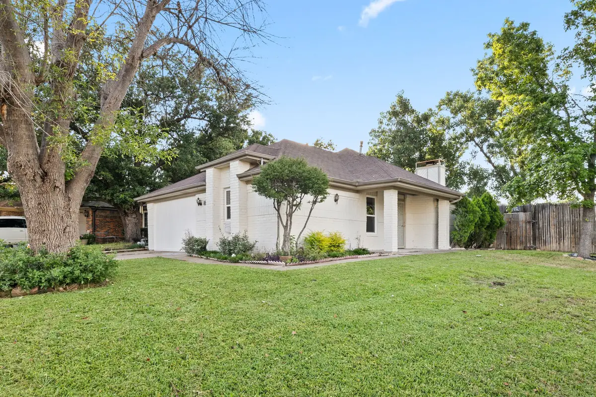 2403 Beverly Hills Lane, Mesquite, TX 75150 - #1