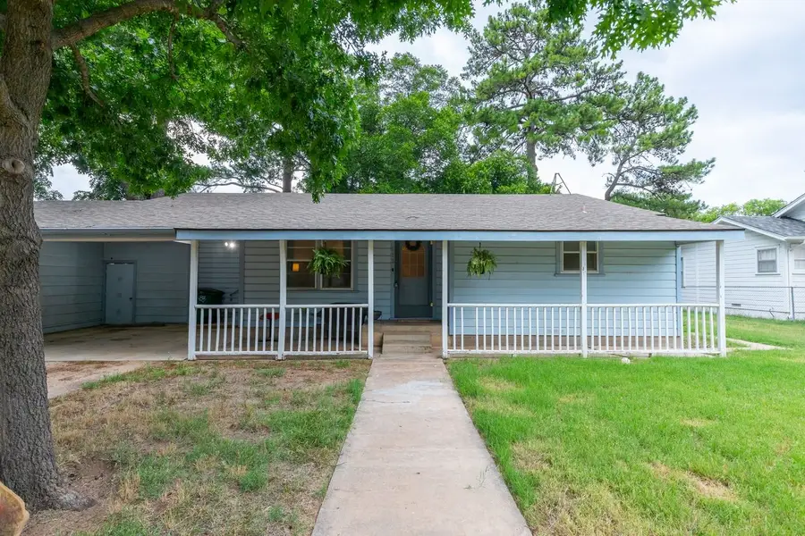 513 Reeves Street, Clyde, TX 79510 - #2