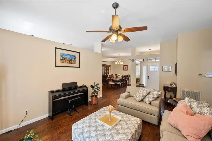 4137 Mapleridge Drive, Grapevine, TX 76051 - #3