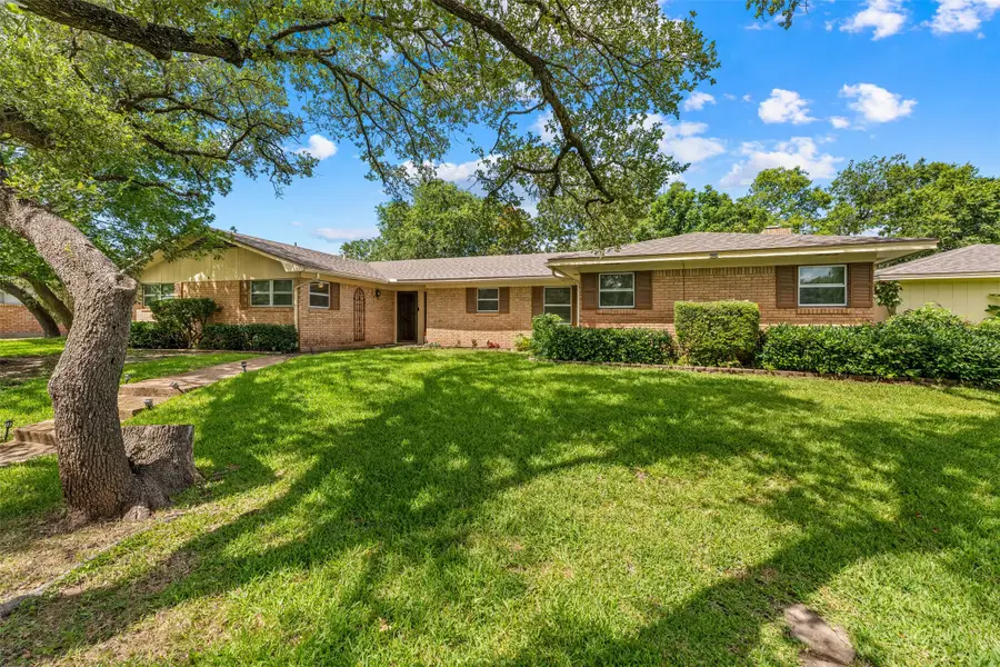 708 Topeka Drive, Woodway, TX 76712 - #3