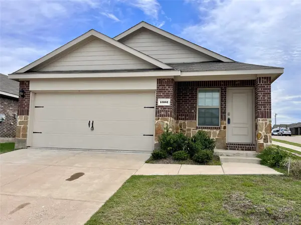 1302 Draper Lane, Forney, TX 75126