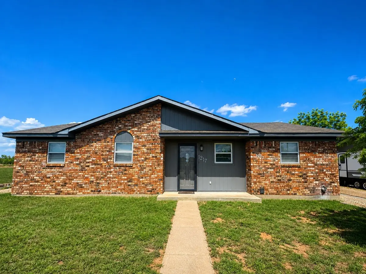 1217 Town Creek Drive, Sweetwater, TX 79556 - #1