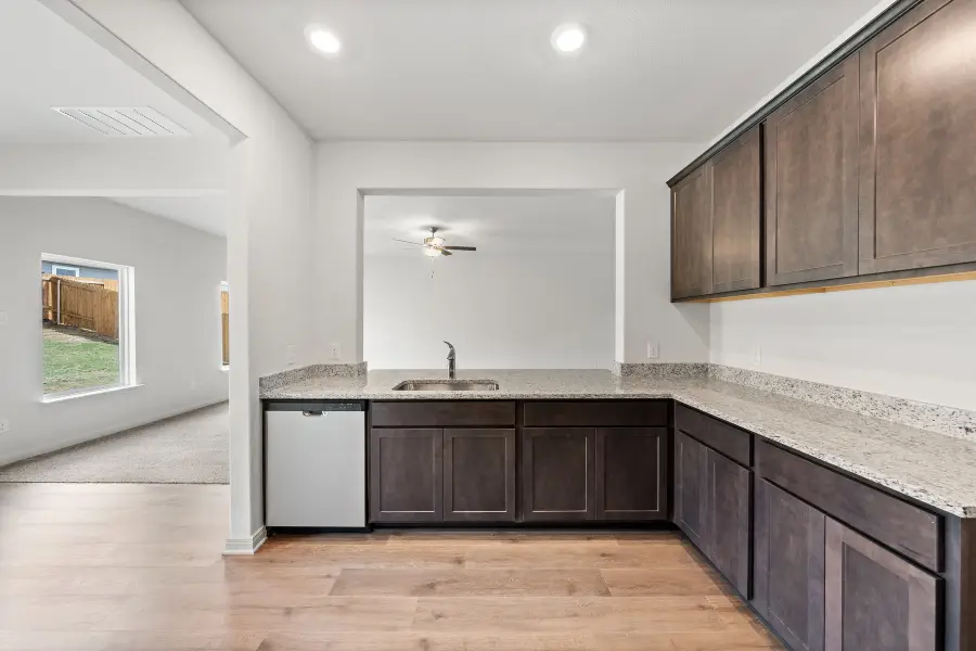 8304 Silverbow Drive, Ponder, TX 76259 - #2