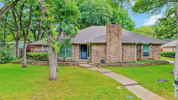 4517 Willow Bend Drive, Arlington, TX 76017