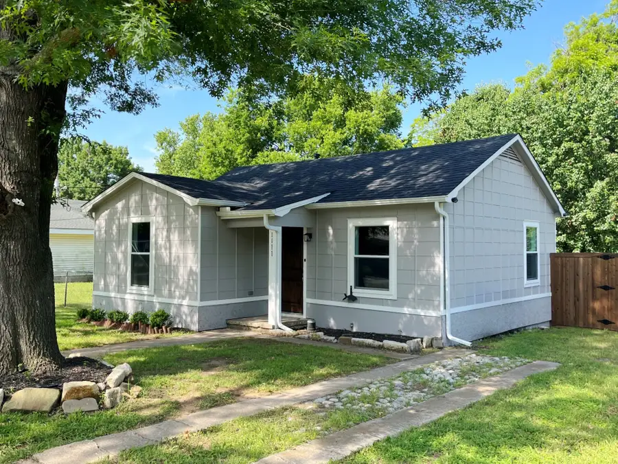 1111 S Taylor Street, Gainesville, TX 76240 - #3