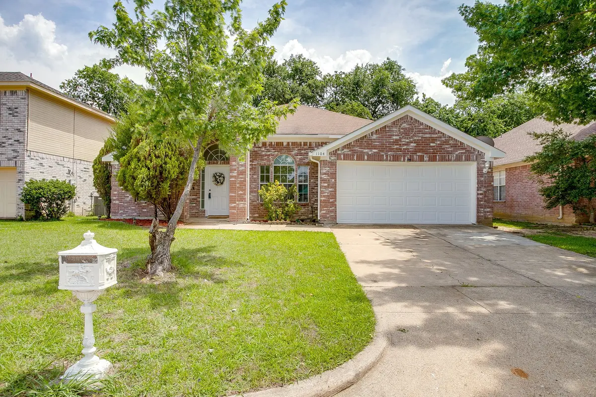 1104 Angel Fire Lane, Arlington, TX 76001 - #1