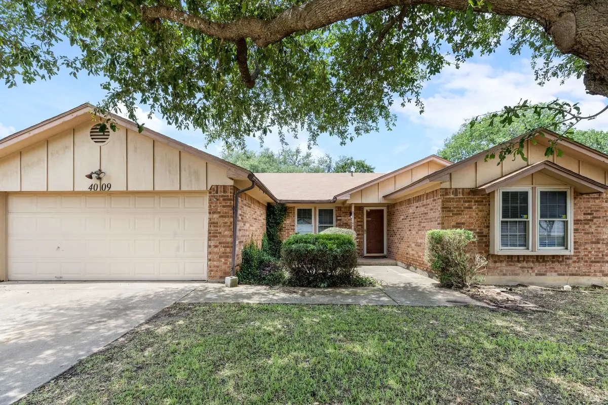 4009 Pueblo Trail, Lake Worth, TX 76135 - #1