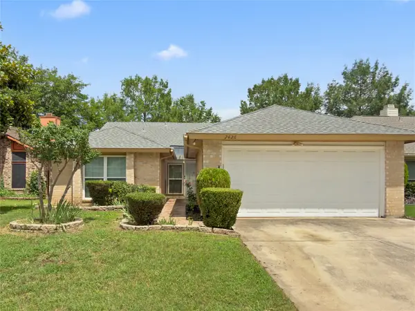 2426 Sutton Drive, Arlington, TX 76018