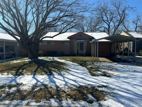 2641 Almeda Drive, Dallas, TX 75216