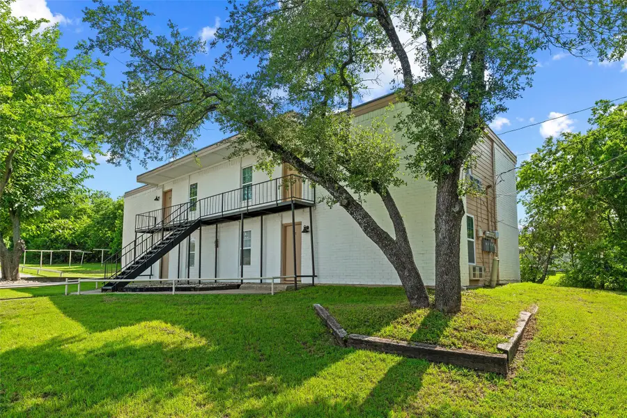 312 W Rentz Street, Weatherford, TX 76086 - #2
