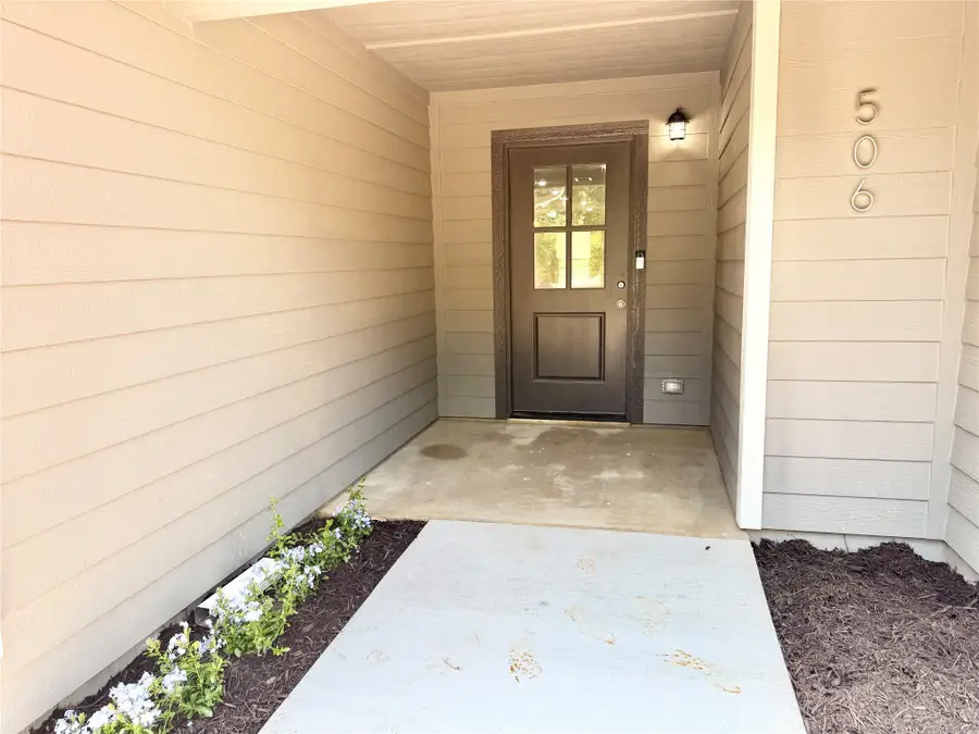 506 Jeanette Avenue, Gladewater, TX 75647 - #2