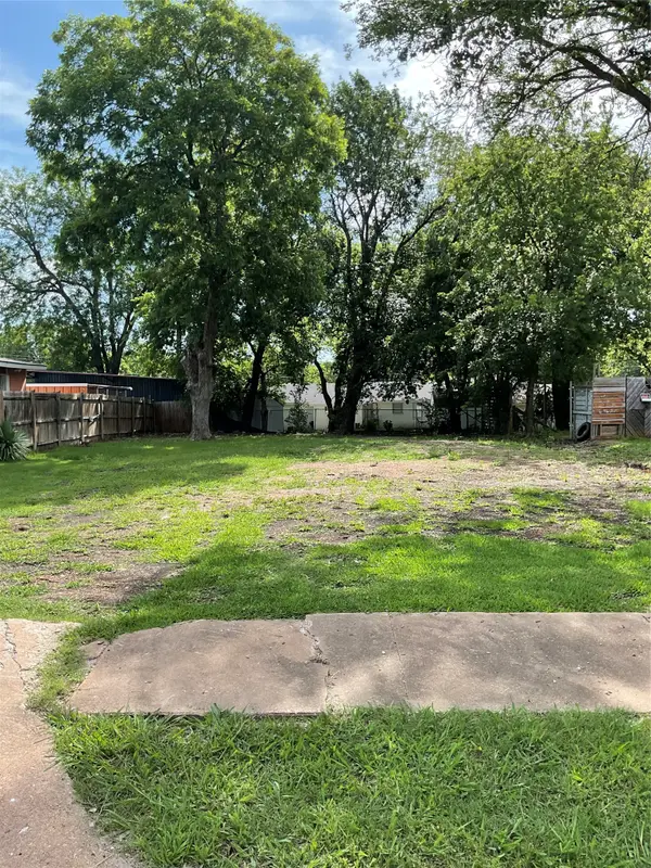 605 S Colbert Avenue, Sherman, TX 75090