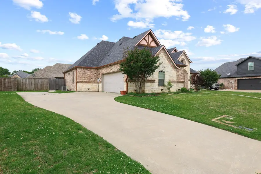 1128 Fountain Creek Boulevard, Pottsboro, TX 75076 - #3
