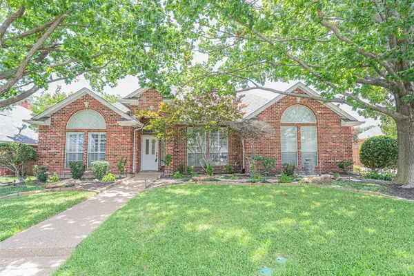 7005 Meadowside Road S, Fort Worth, TX 76132
