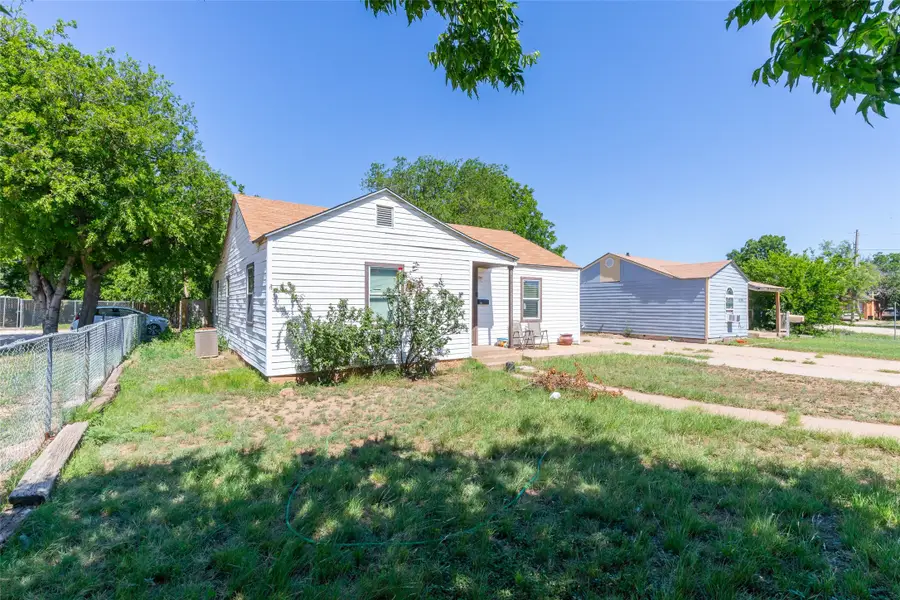 1018 Merchant Street, Abilene, TX 79603 - #2