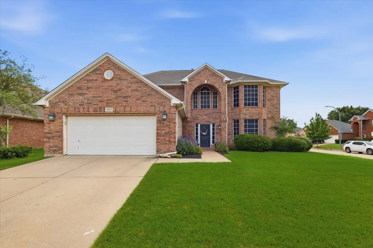 8600 Sterling Trace Circle, Fort Worth, TX 76244 - #1