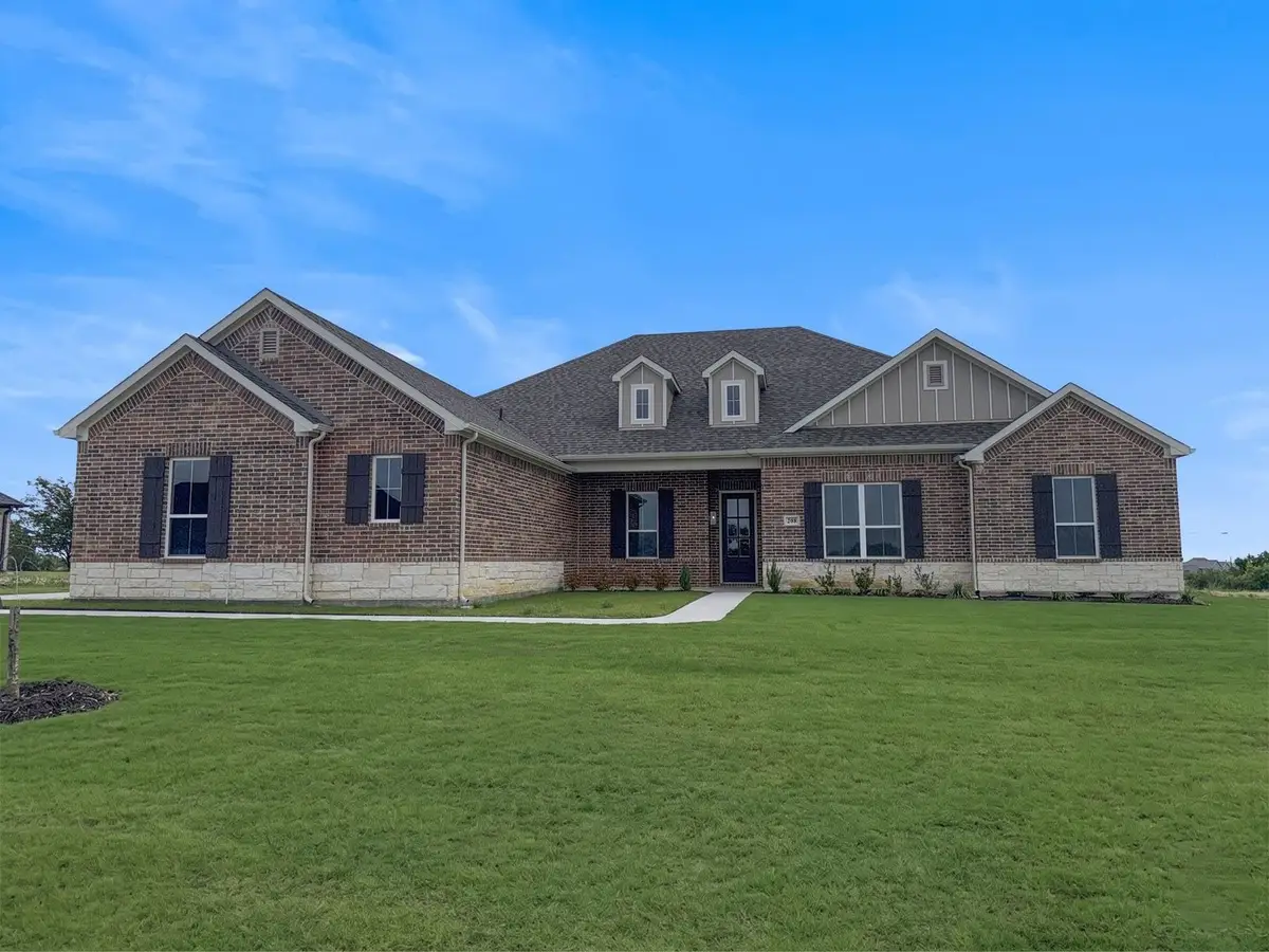 208 Slimp Bluff, Azle, TX 76020 - #1