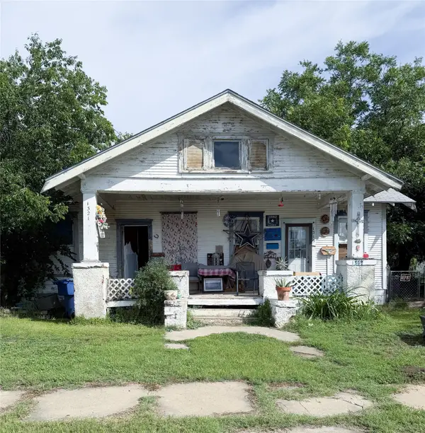 1404 2nd Street, Brownwood, TX 76801