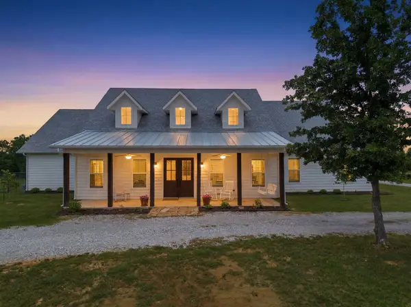 109 Bear Cat Court, Alvord, TX 76225