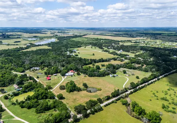 168 Country Drive #3 acres, Waco, TX 76705