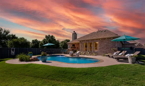 800 Dusty Trail, Little Elm, TX 76227