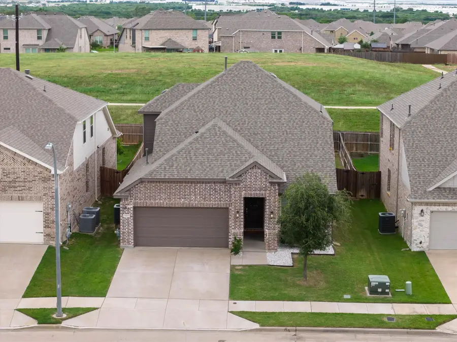 14613 Martin Creek Cove, Justin Roanoke, TX 76262 - #2