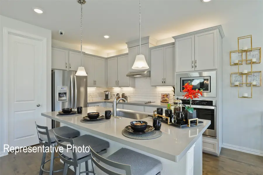 956 Schuberts Drive, Justin, TX 76247 - #2