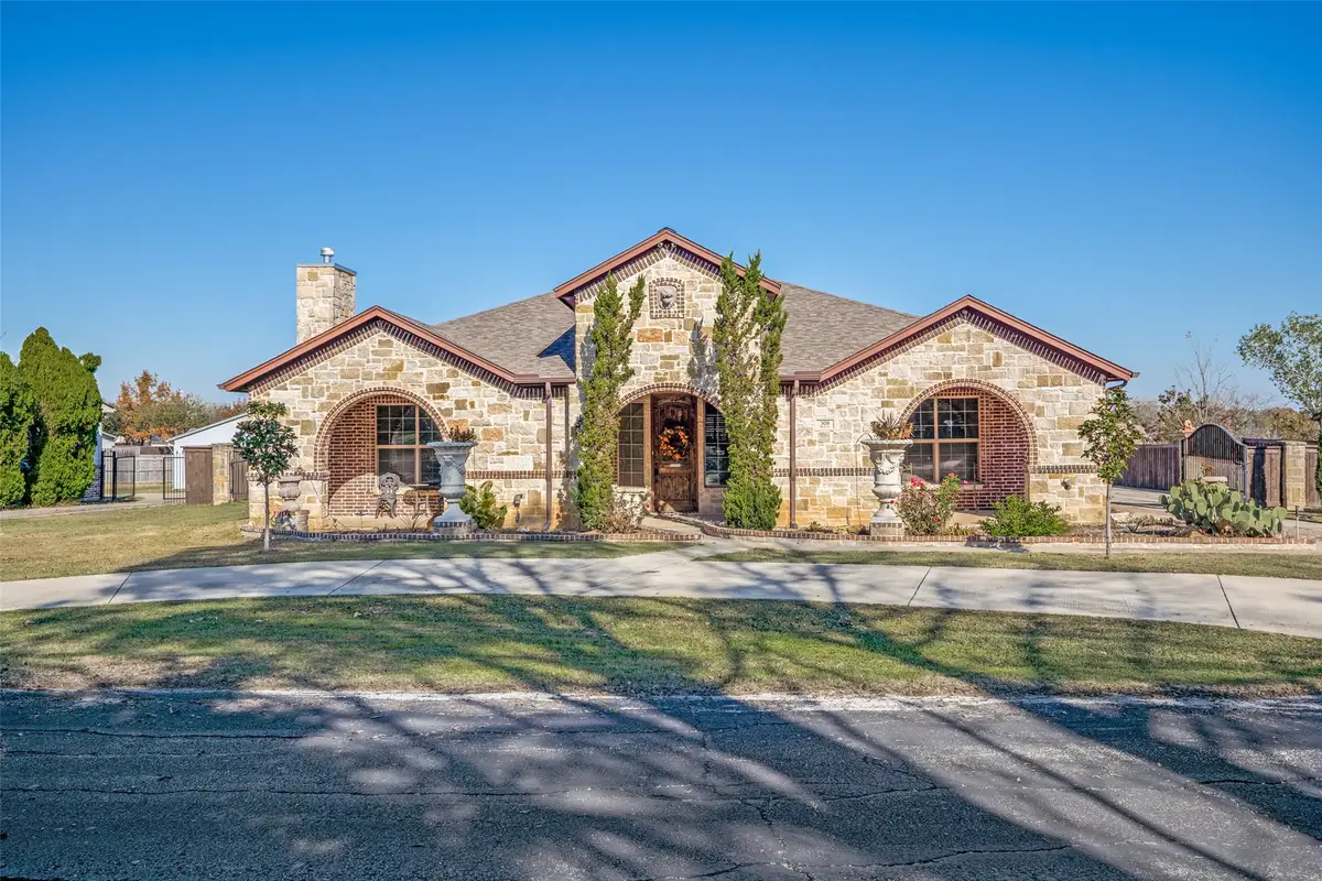 308 Sheri Lane, Roanoke, TX 76262 - #1