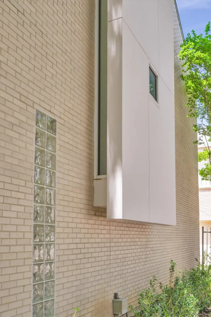 4125 Cole Avenue #2, Dallas, TX 75204 - #2