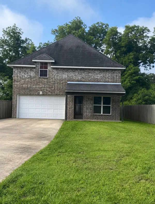 2114 Pine Street, Bossier City, LA 71112