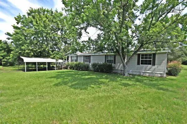 374 W Farm Road 1567 W, Yantis, TX 75497