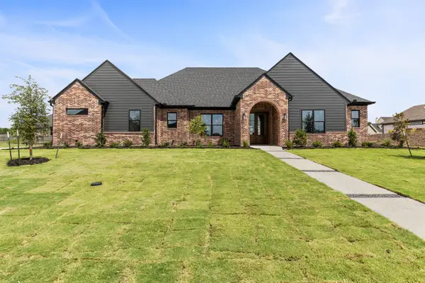 132 Paddle Boat Court, Robinson, TX 76706